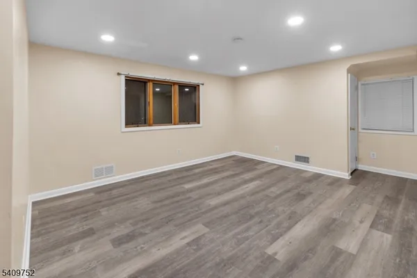 $2,150 | 2604 Parkway Avenue, Linden, NJ 07036