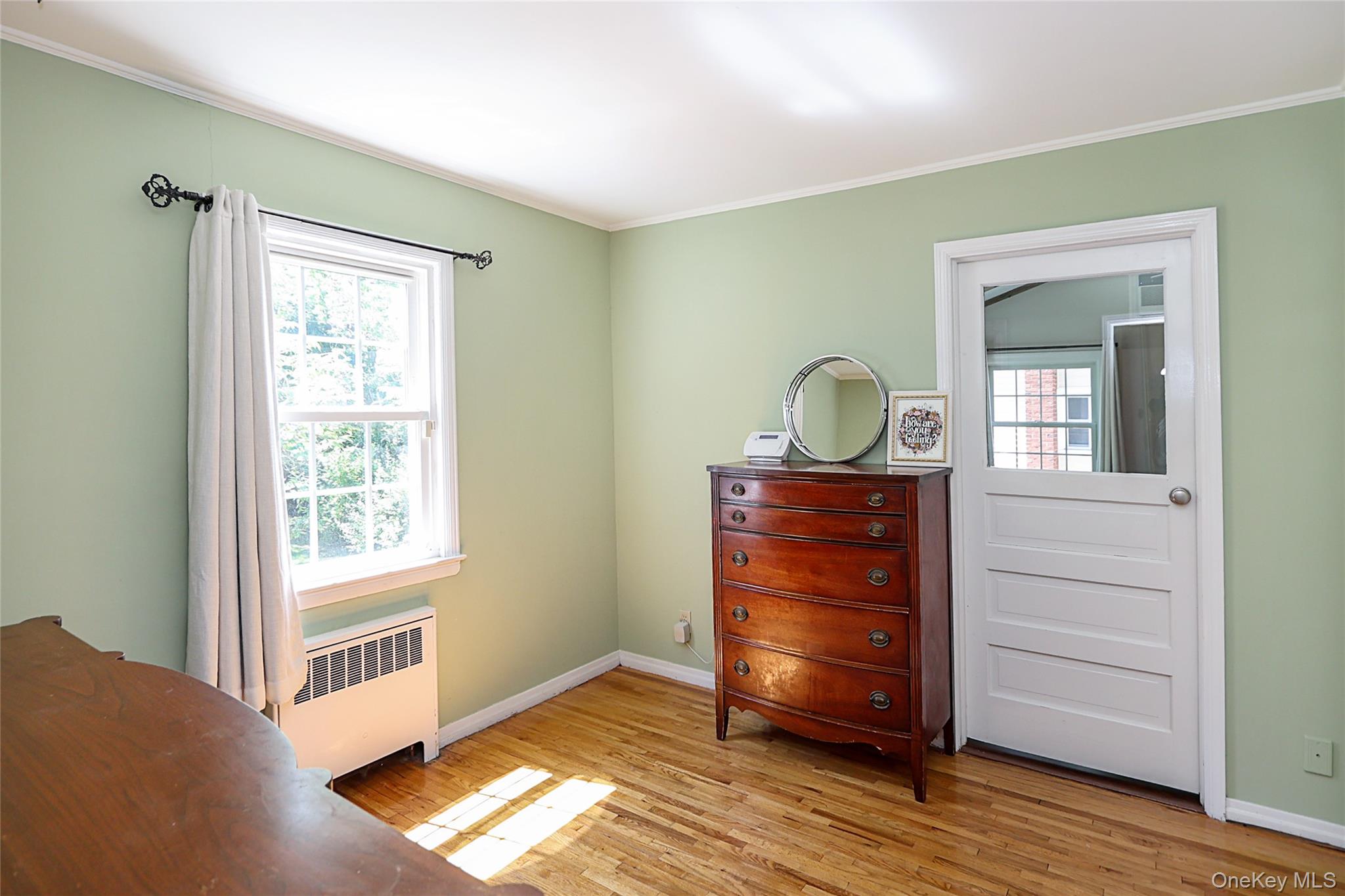 15 Hemlock Street Merrick, NY 11566 - Photo 21 of 47