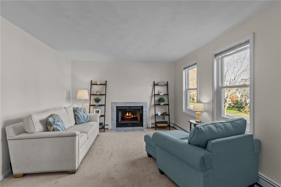 1 Willow Glen Circle, Unit 82 Warwick, RI 02889 - Photo 9 of 20