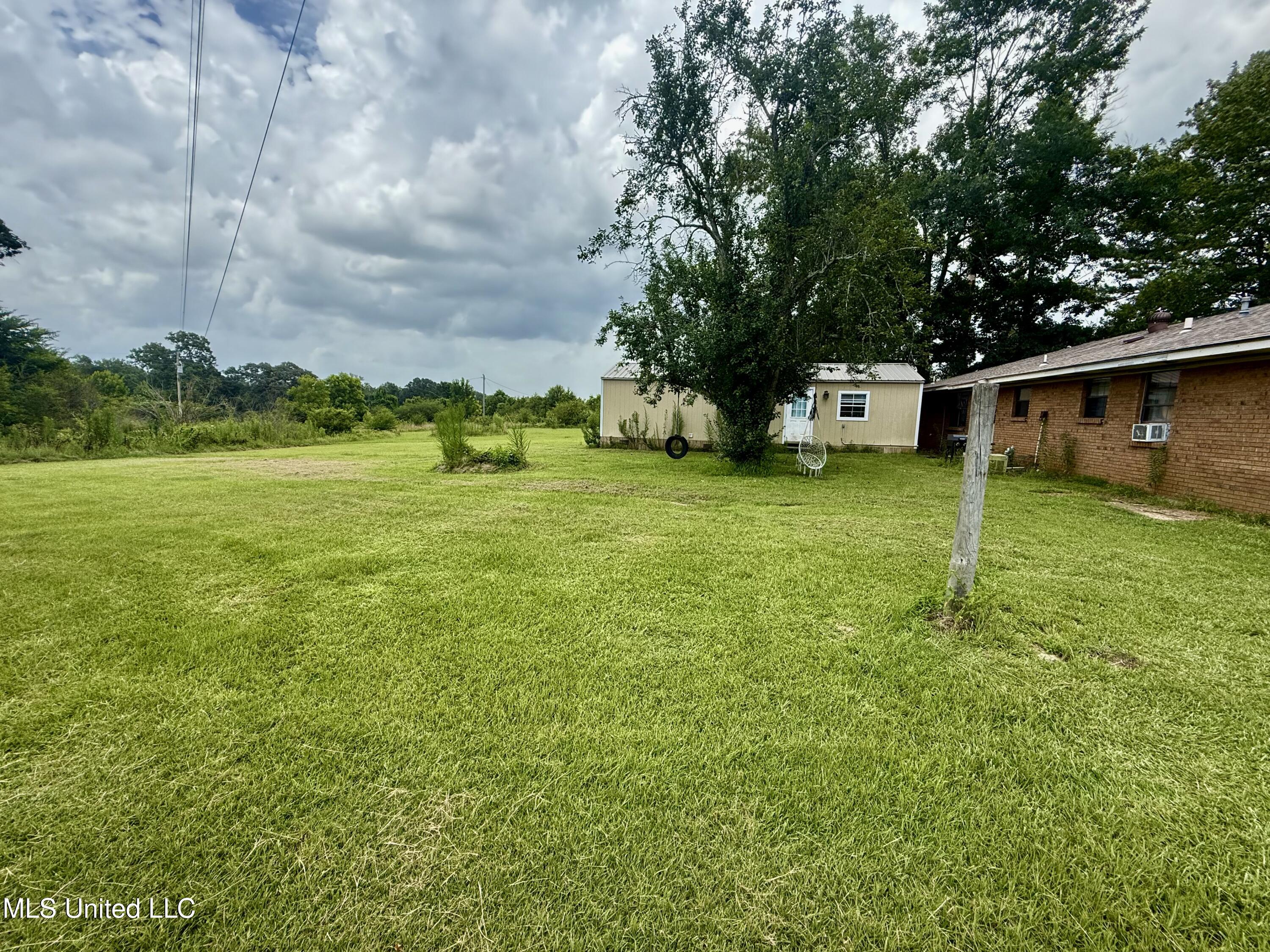 948 Horseshoe Road Mount Olive, MS 39119 - Photo 22 of 31 IMG_0076