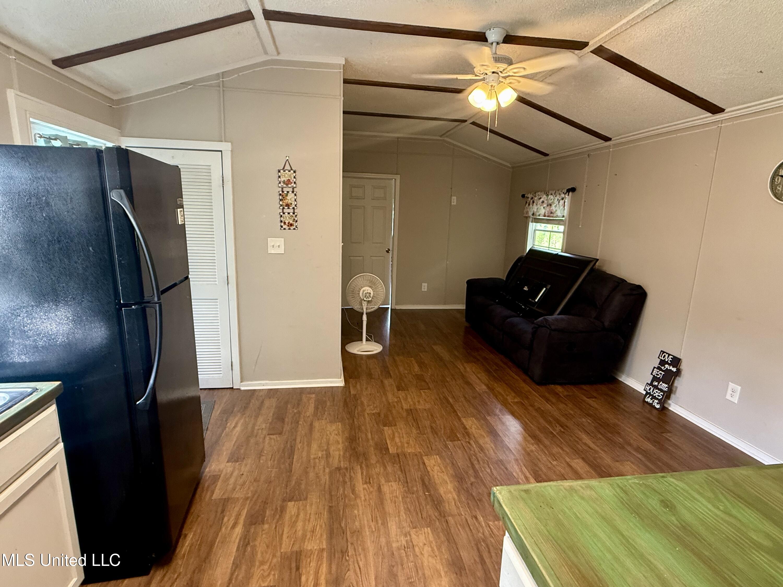 948 Horseshoe Road Mount Olive, MS 39119 - Photo 27 of 31 IMG_0081