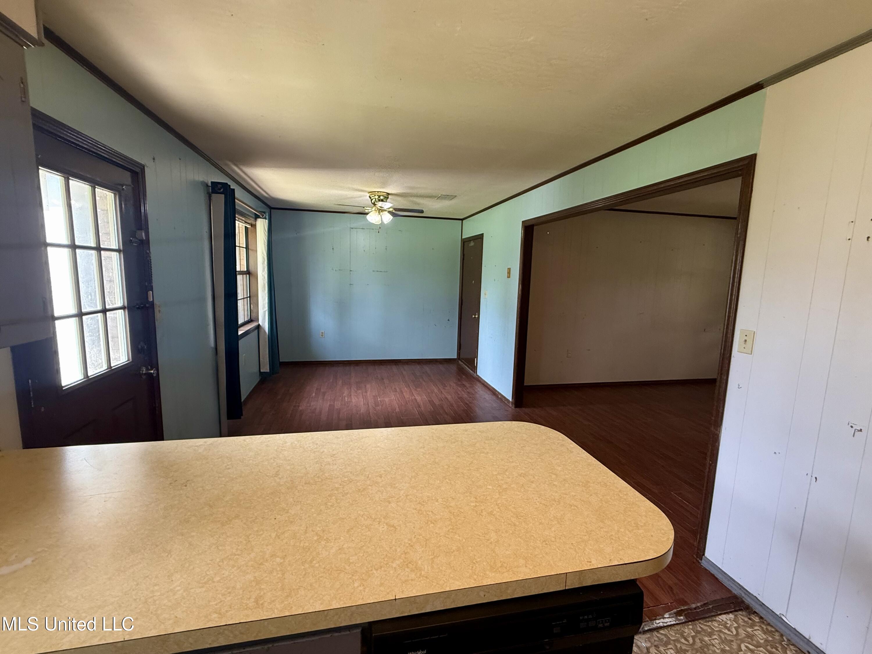 948 Horseshoe Road Mount Olive, MS 39119 - Photo 9 of 31 IMG_0090