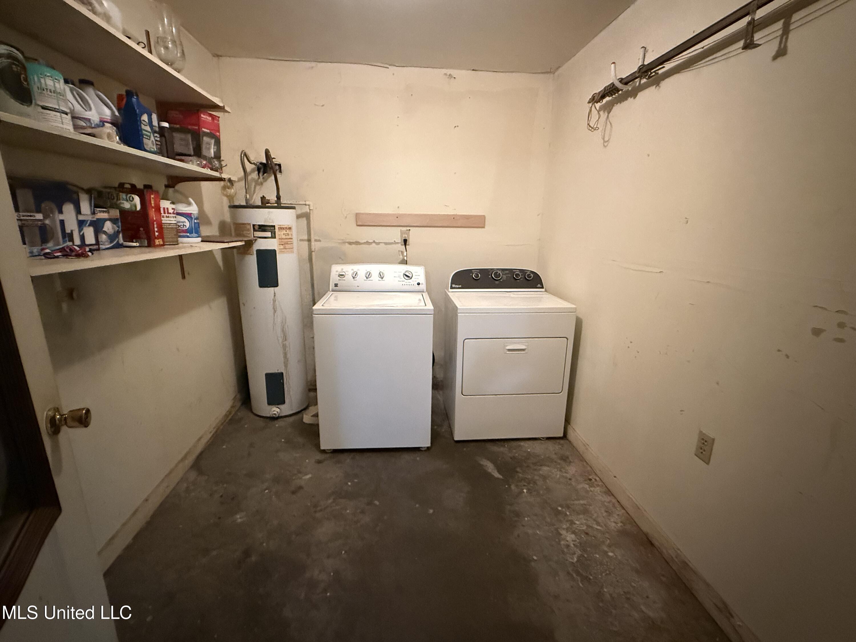 948 Horseshoe Road Mount Olive, MS 39119 - Photo 10 of 31 IMG_0091