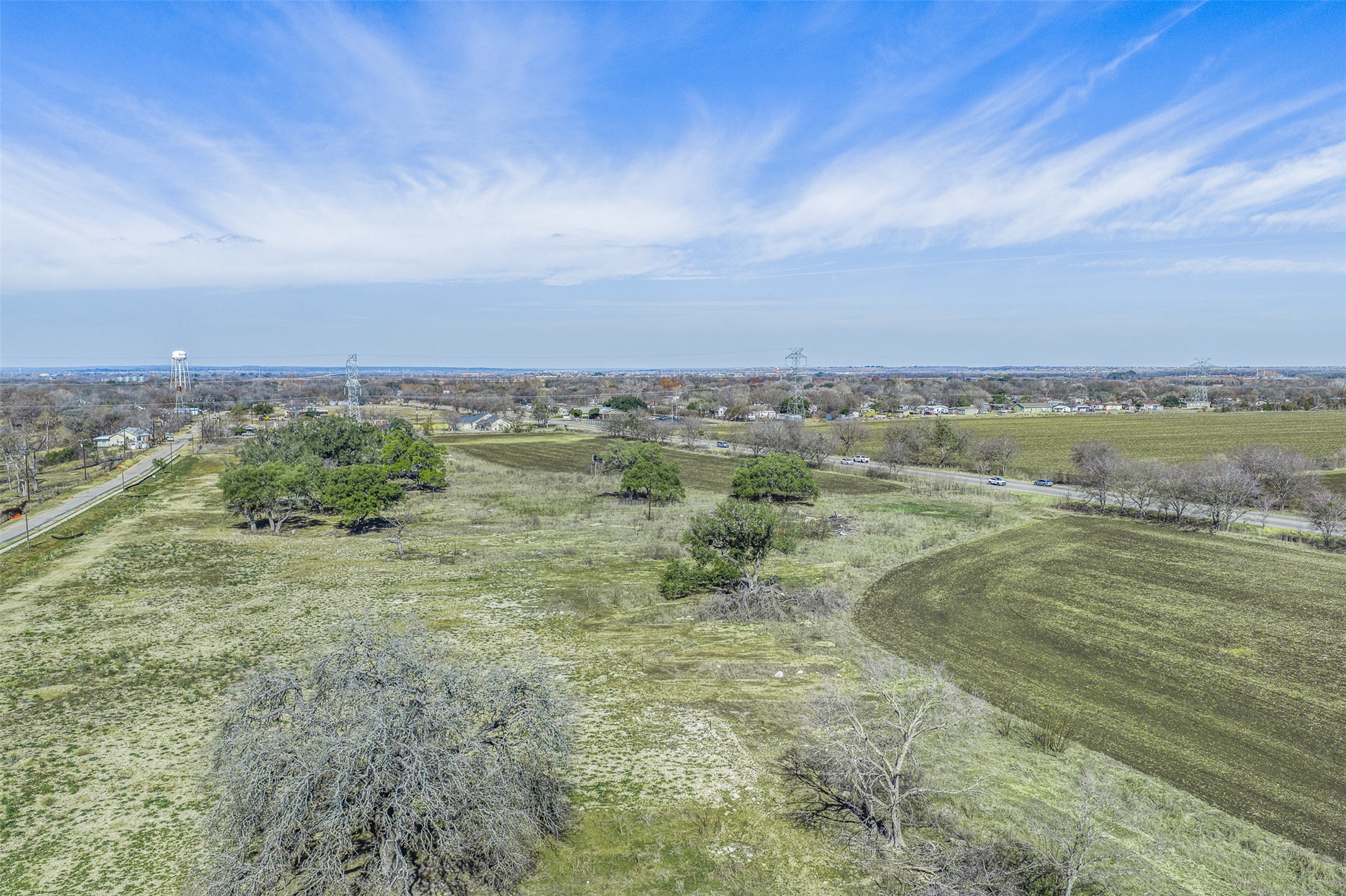 600 Northwest River Road Martindale, TX 78655 - Photo 4 of 28 a view of an ocean and beach