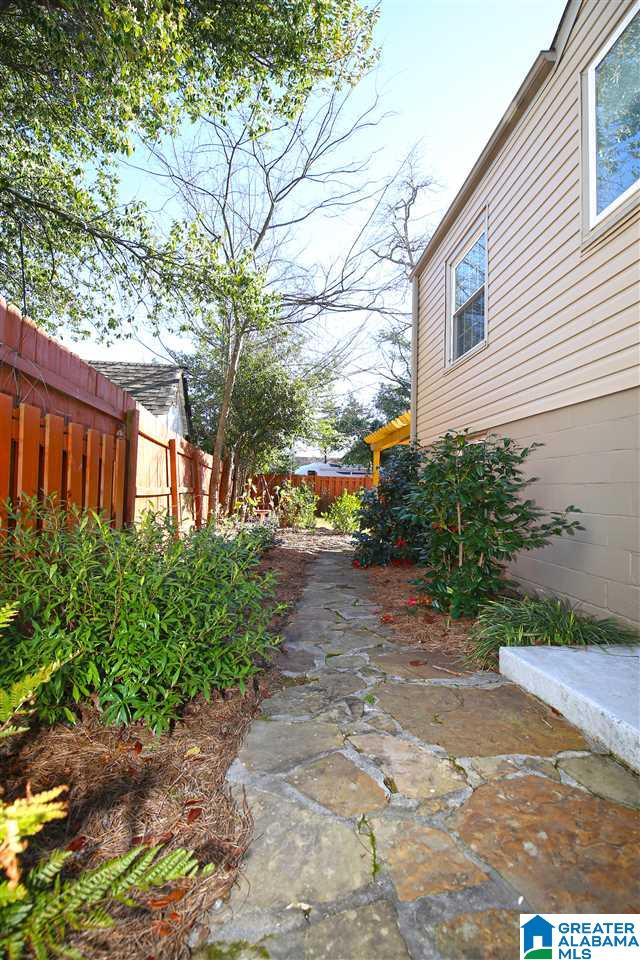 1207 Irving Road Birmingham, AL 35209 - Photo 30 of 32