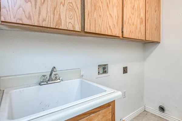 $550,000 | 1323 Oak Avenue, Clovis, CA 93611