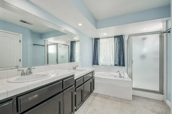 $550,000 | 1323 Oak Avenue, Clovis, CA 93611