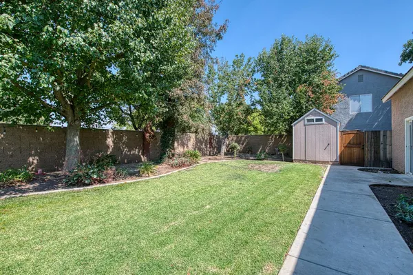 $550,000 | 1323 Oak Avenue, Clovis, CA 93611