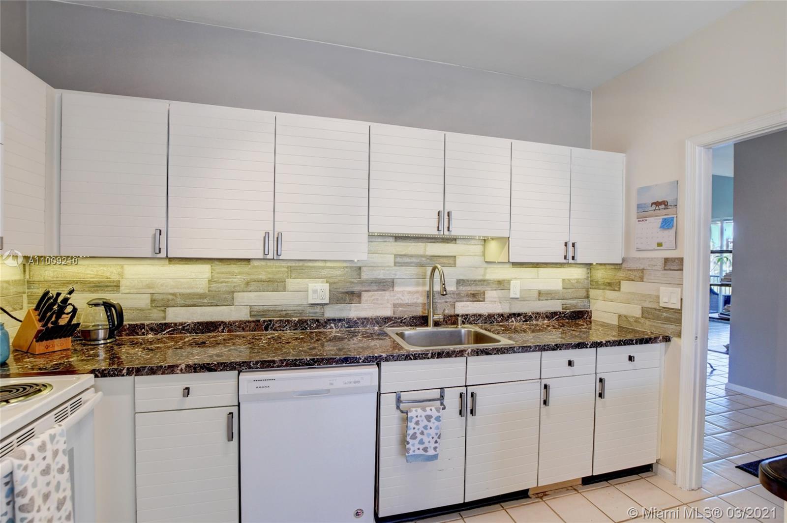 7640 Elm Ridge Drive, Unit 13U Boca Raton, FL 33433 - Photo 11 of 46