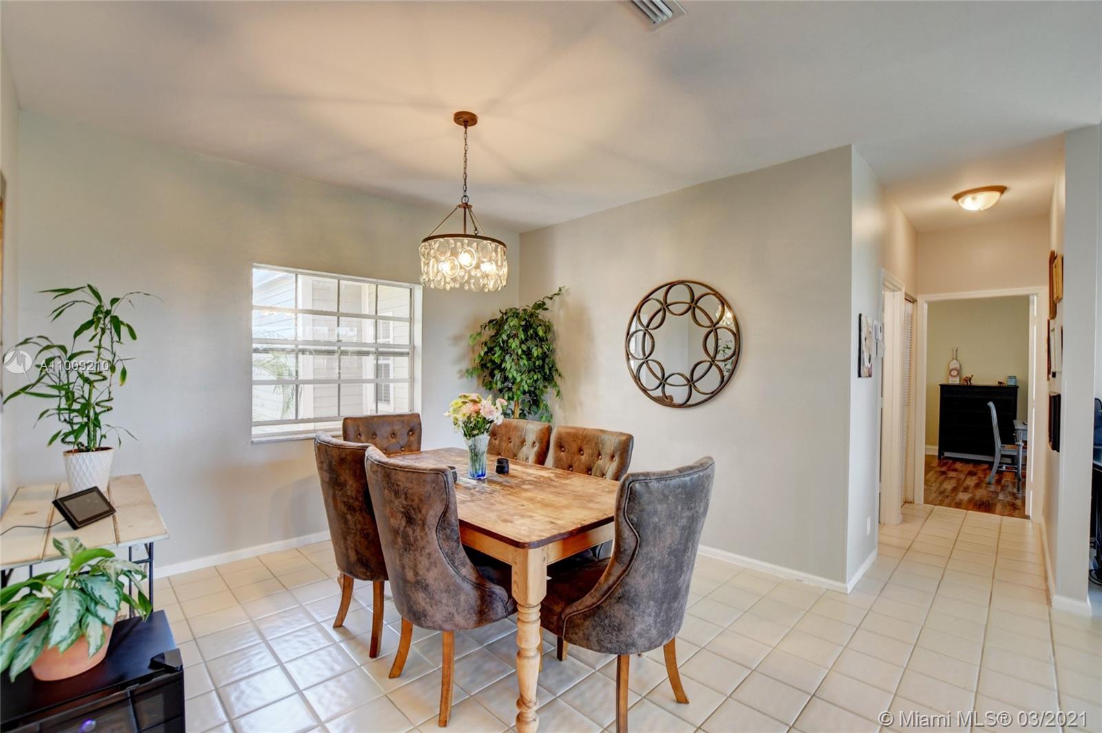 7640 Elm Ridge Drive, Unit 13U Boca Raton, FL 33433 - Photo 5 of 46