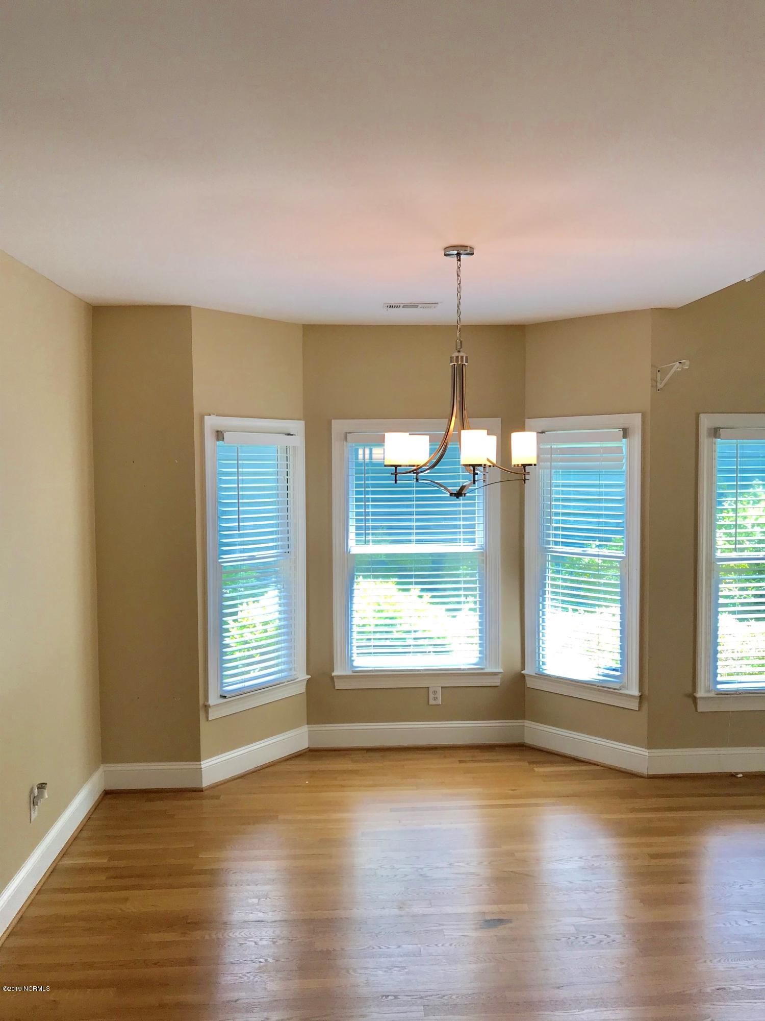 5624 Shell Rd Village Drive Wilmington, NC 28403 - Photo 3 of 9 dr 1