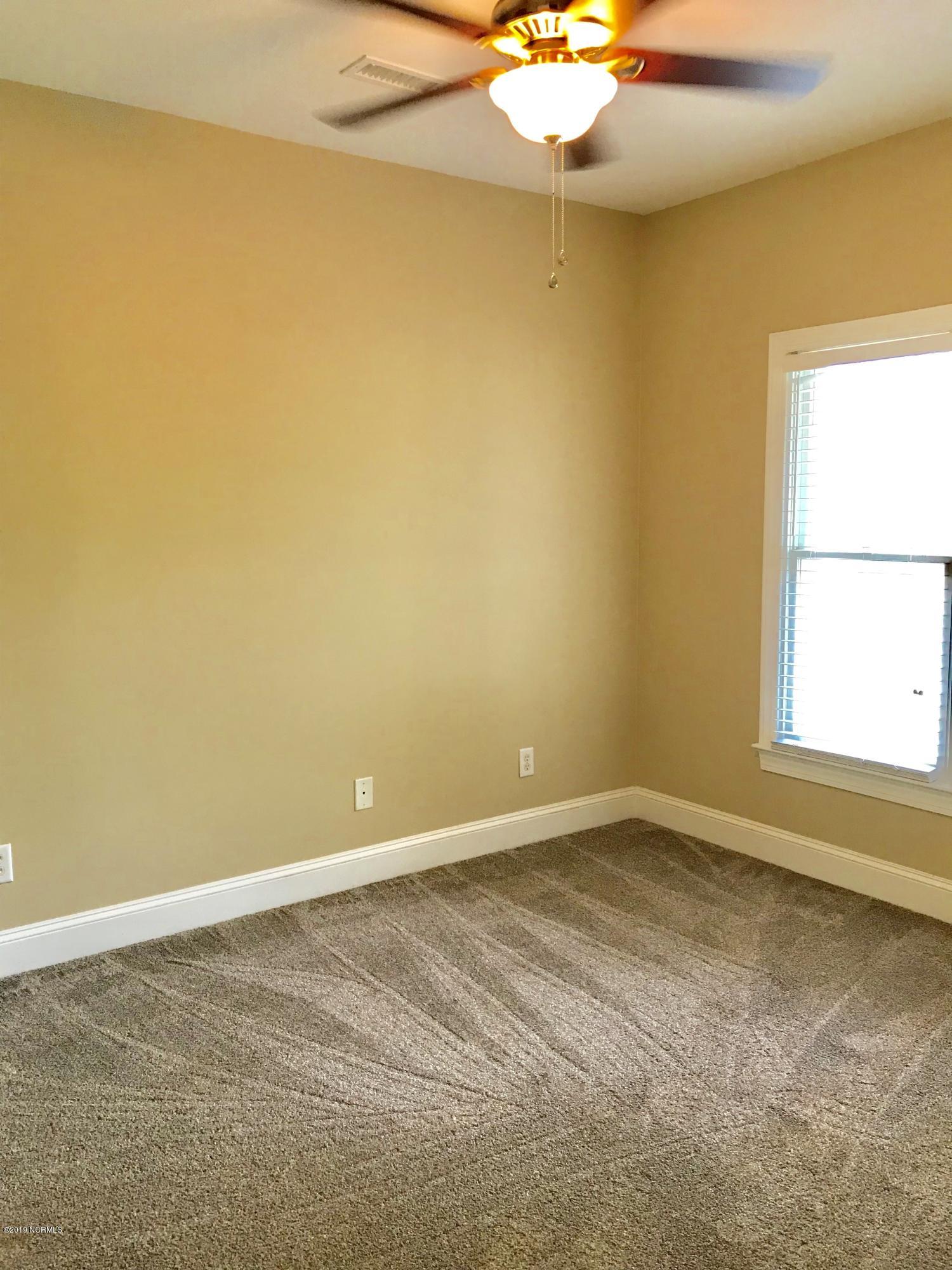 5624 Shell Rd Village Drive Wilmington, NC 28403 - Photo 6 of 9 BR2