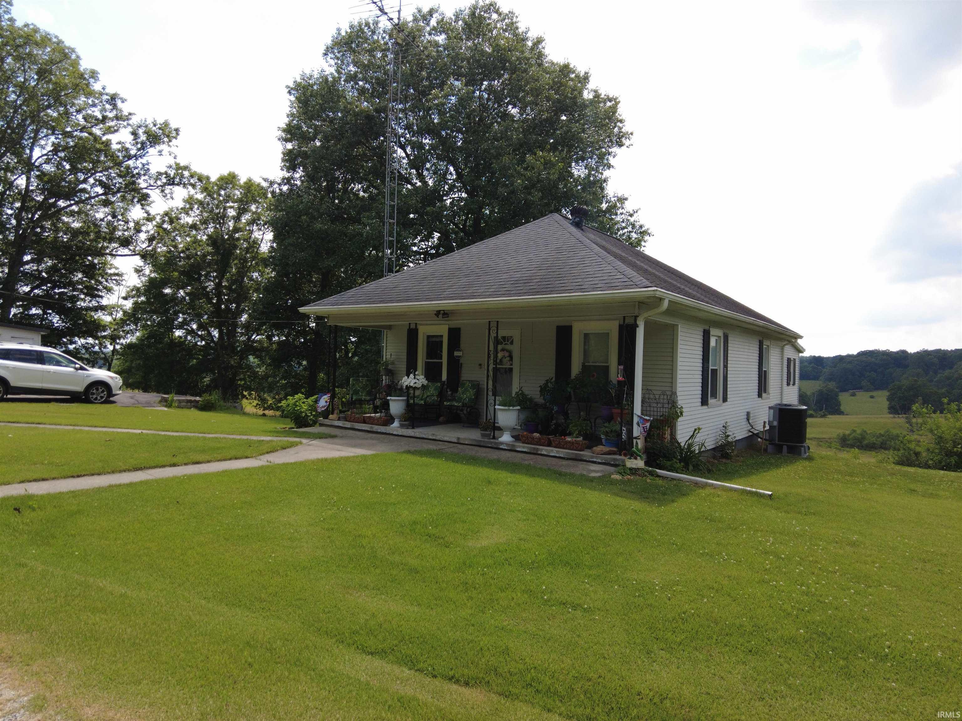 721 Ridge Road Williams, IN 47470 - Photo 3 of 24