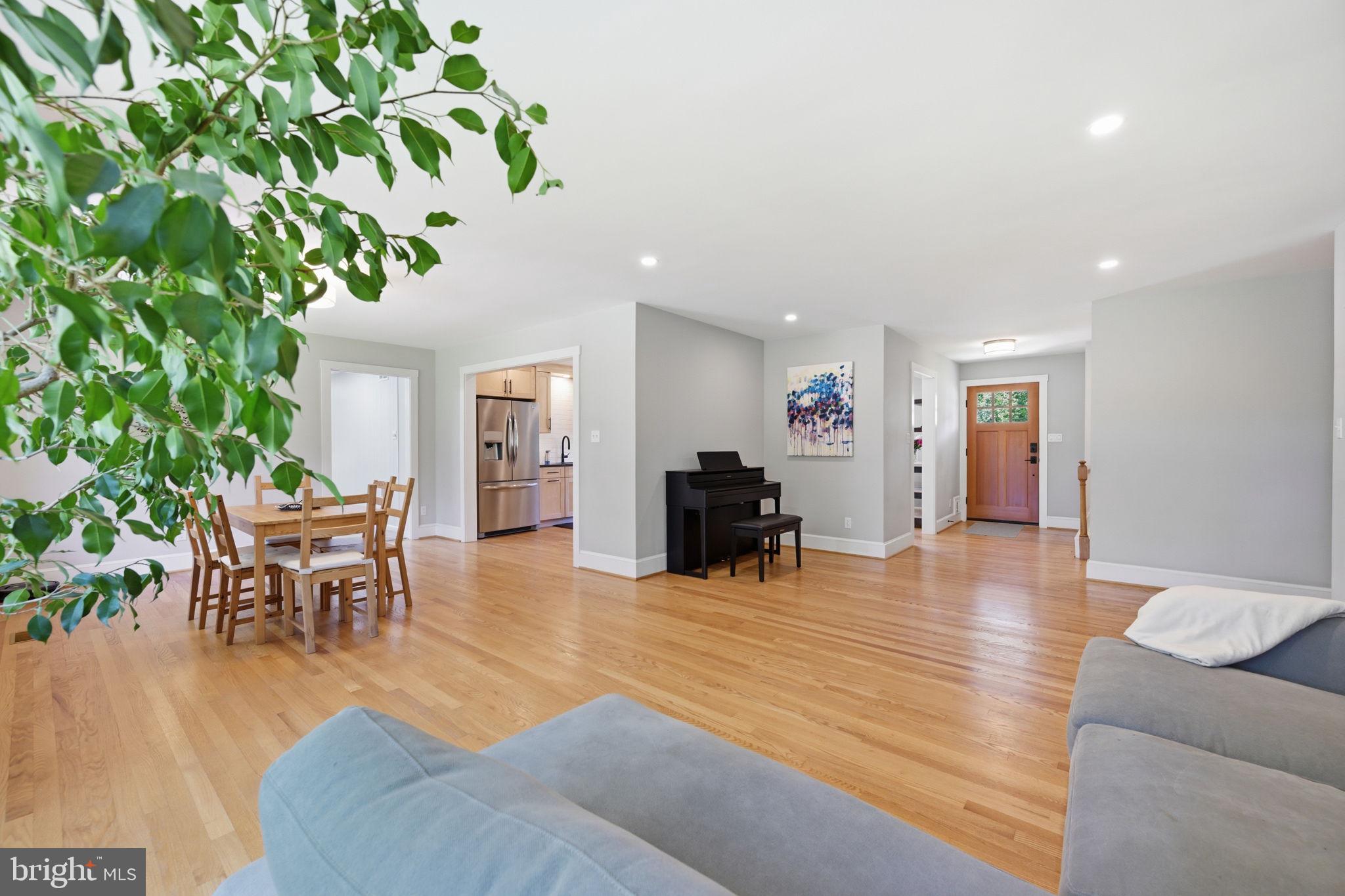 14412 Sandy Ridge Road Silver Spring, MD 20904 - Photo 6 of 40 Gallery Image 6