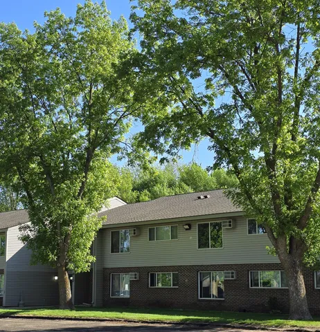 $675 | 812 Hills Avenue, Unit N104, Jackson, MN 56143
