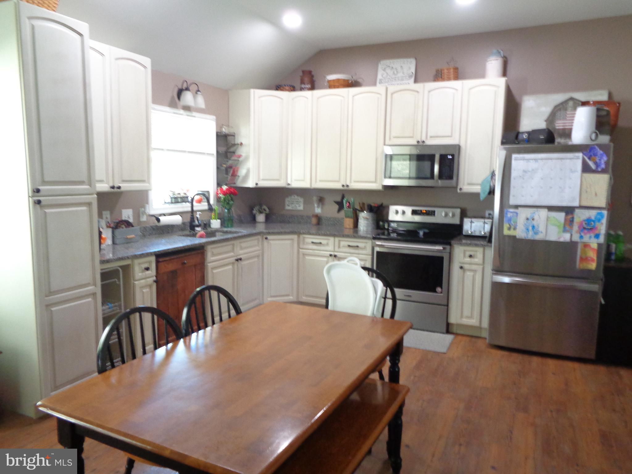 233 Bell Road Harpers Ferry, WV 25425 - Photo 3 of 26 KITCHEN