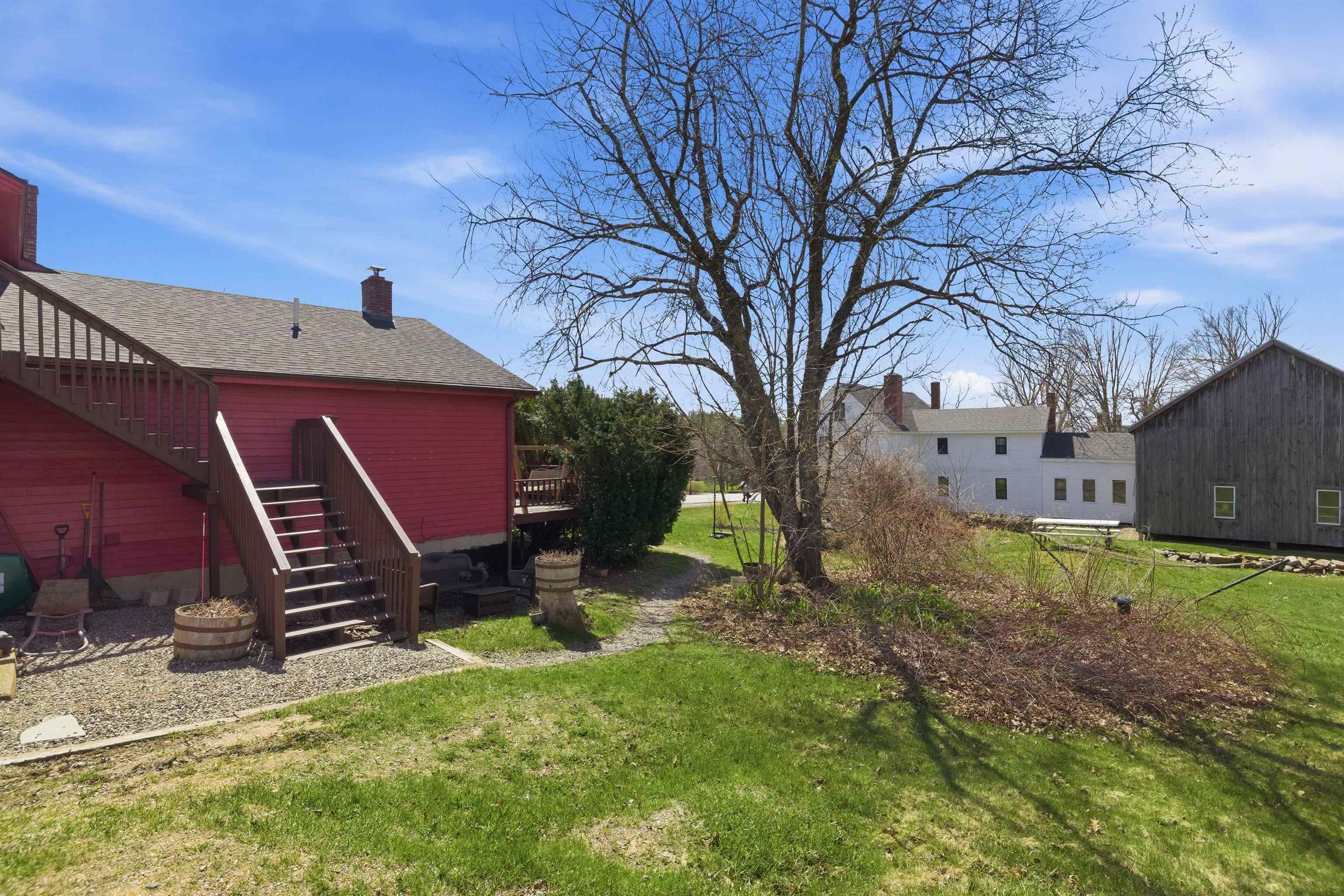 518 Province Road Gilmanton, NH 03237 - Photo 3 of 60