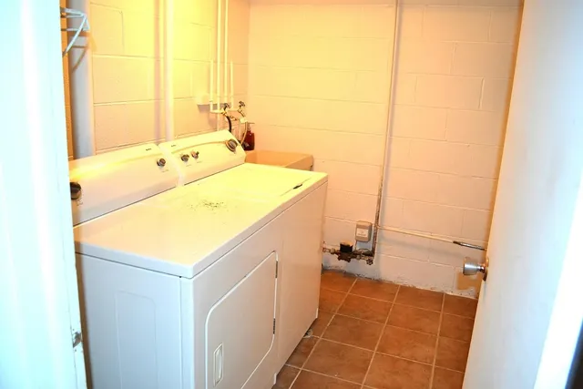 a view of a storage & utility room