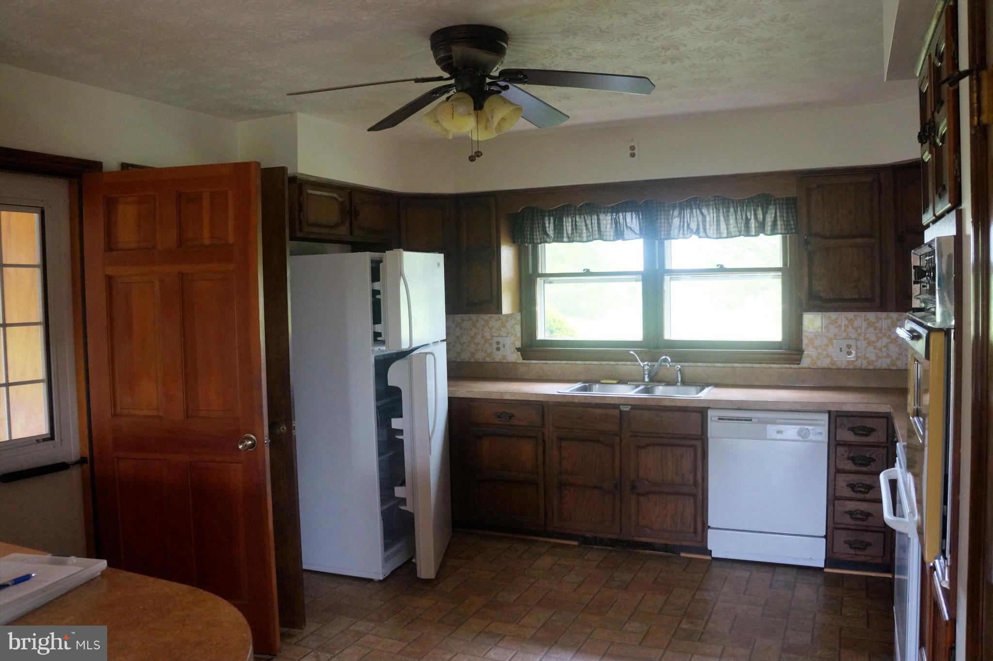2921 Withers Larue Road Summit Point, WV 25446 - Photo 7 of 20 Kitchen