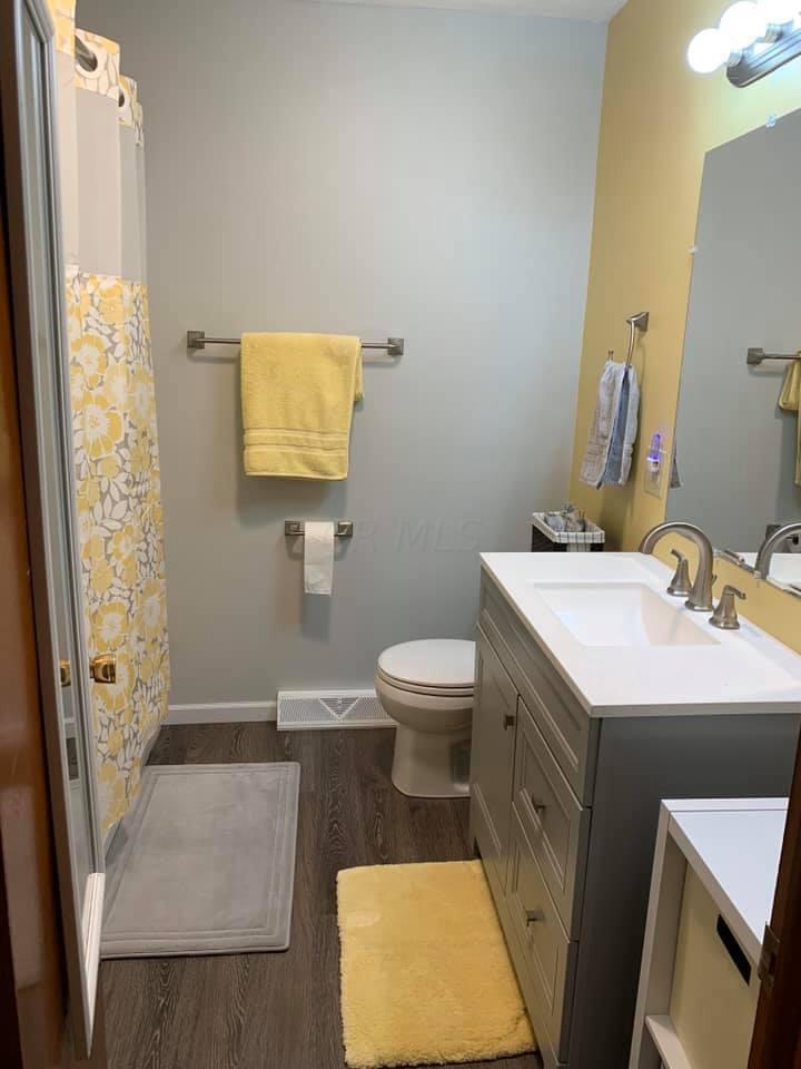 1937 Bogus Road Southeast Washington Court House, OH 43160 - Photo 7 of 15 full bath