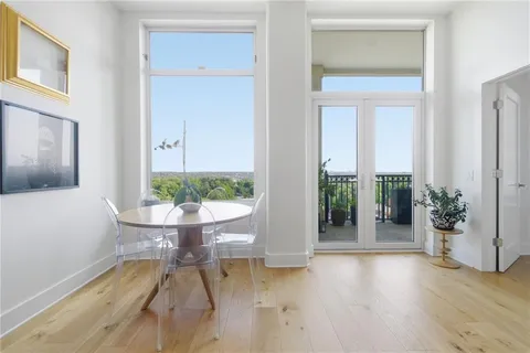 $375,000 | 3820 Roswell Road Northeast, Unit 1012, Atlanta, GA 30342
