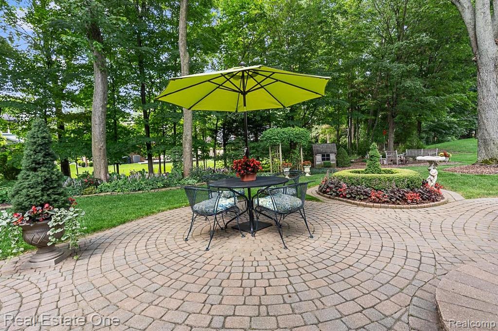 1391 Chestnut Lane Rochester Hills, MI 48309 - Photo 47 of 52