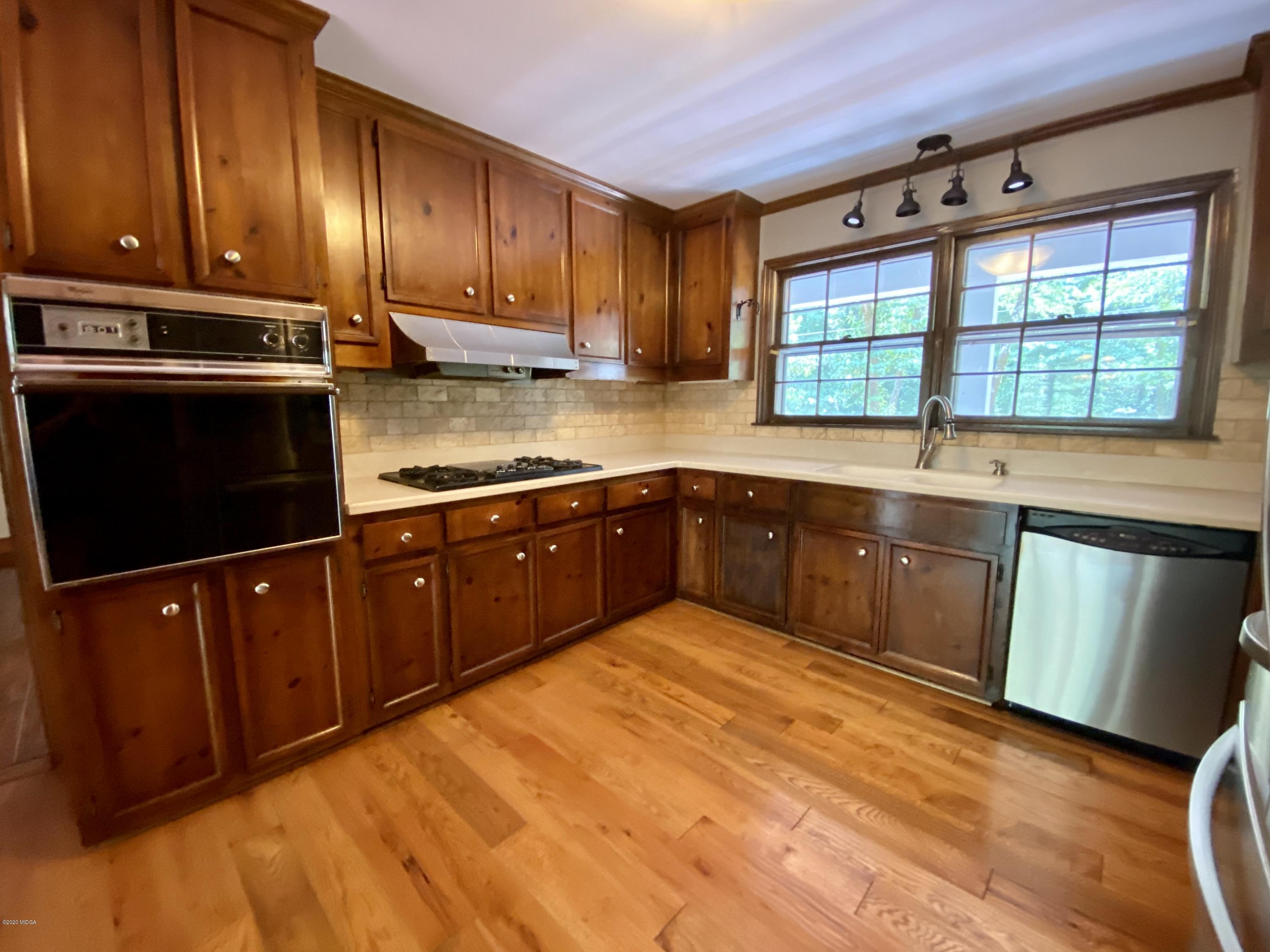 1632 Wesleyan-Bowman Road Macon, GA 31210 - Photo 5 of 39 49C2633D-3094-4DB9-ABC4-415C81F7B6AC
