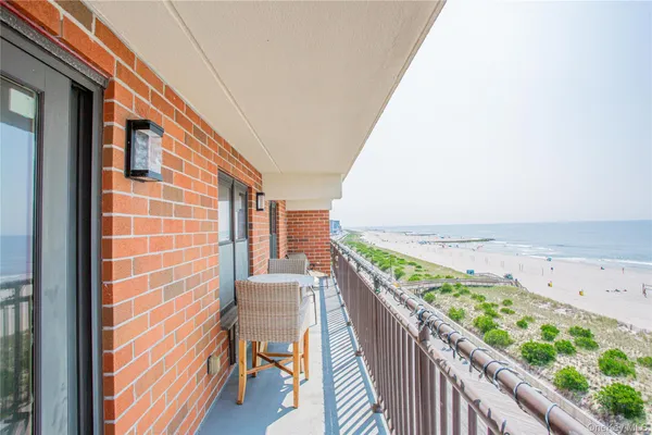 $7,500 | 230 West Broadway, Unit 610, Long Beach, NY 11561