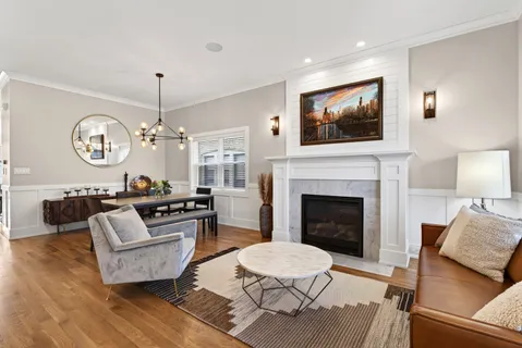 $1,275,000 | 2905 North Talman Avenue, Chicago, IL 60618