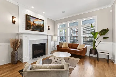 $1,275,000 | 2905 North Talman Avenue, Chicago, IL 60618