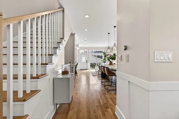 $1,275,000 | 2905 North Talman Avenue, Chicago, IL 60618