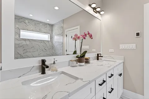 $1,275,000 | 2905 North Talman Avenue, Chicago, IL 60618
