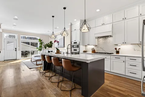 $1,275,000 | 2905 North Talman Avenue, Chicago, IL 60618