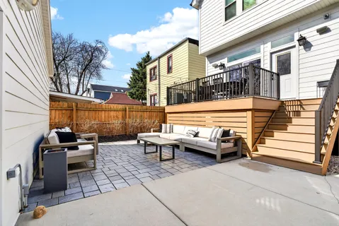 $1,275,000 | 2905 North Talman Avenue, Chicago, IL 60618