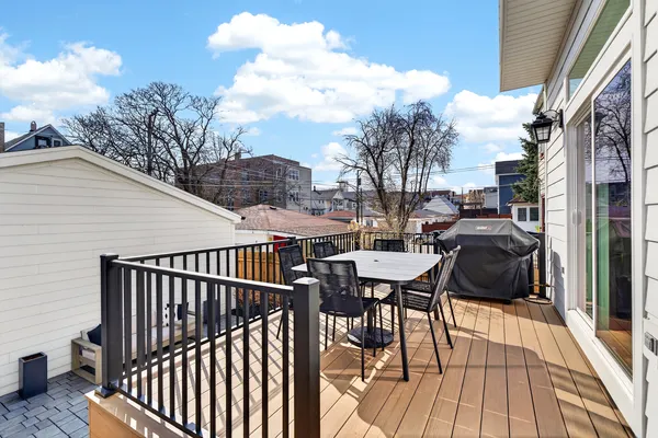 $1,275,000 | 2905 North Talman Avenue, Chicago, IL 60618