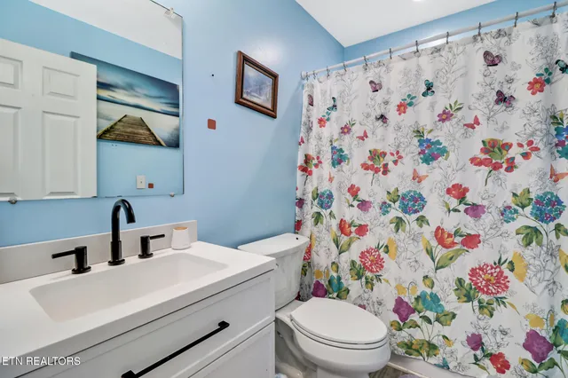 $389,900 | 559 Old Highway, Crossville, TN 38555