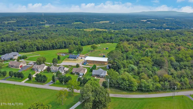 $389,900 | 559 Old Highway, Crossville, TN 38555