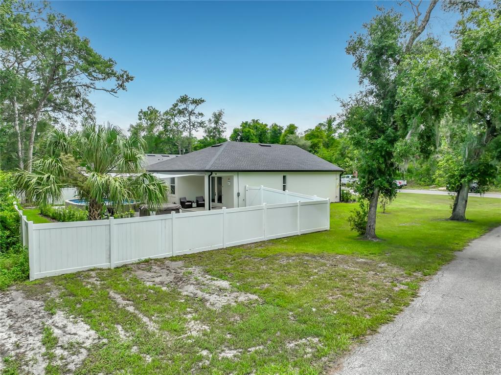 301 4th Street Geneva, FL 32732 - Photo 38 of 39
