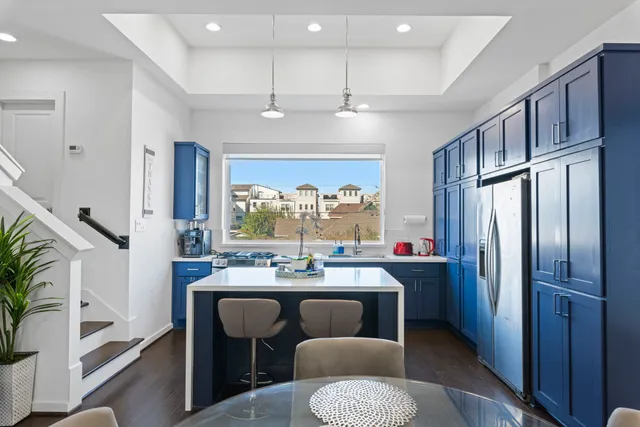 $3,295 | 1925 Shearn Street, Houston, TX 77007