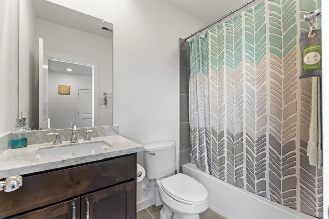 $3,295 | 1925 Shearn Street, Houston, TX 77007