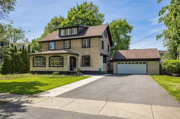 $749,900 | 21 Rand Place, Pittsford, NY 14534