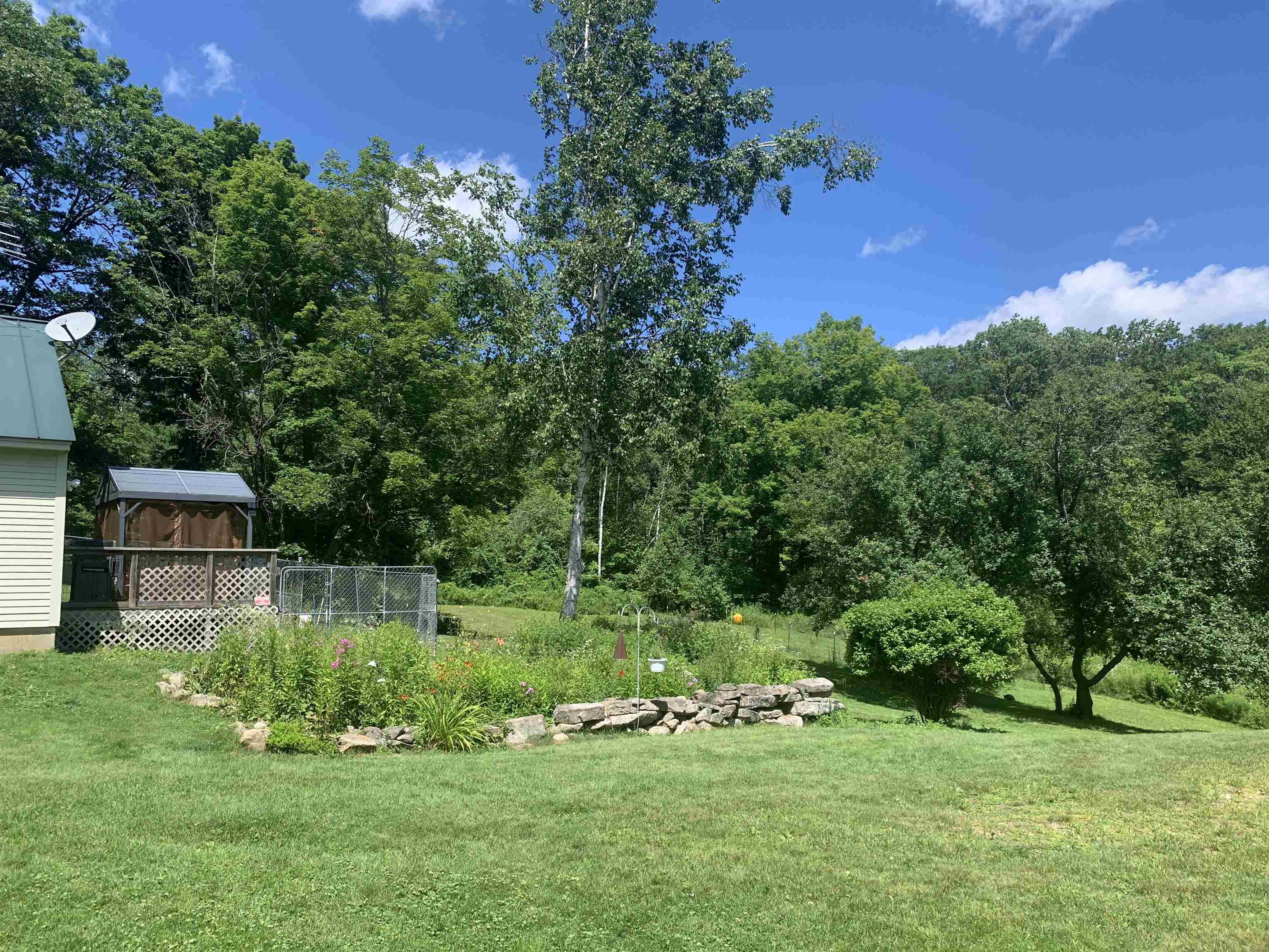 27 Bear Pond Road Canaan, NH 03741 - Photo 2 of 53 Gallery Image 2