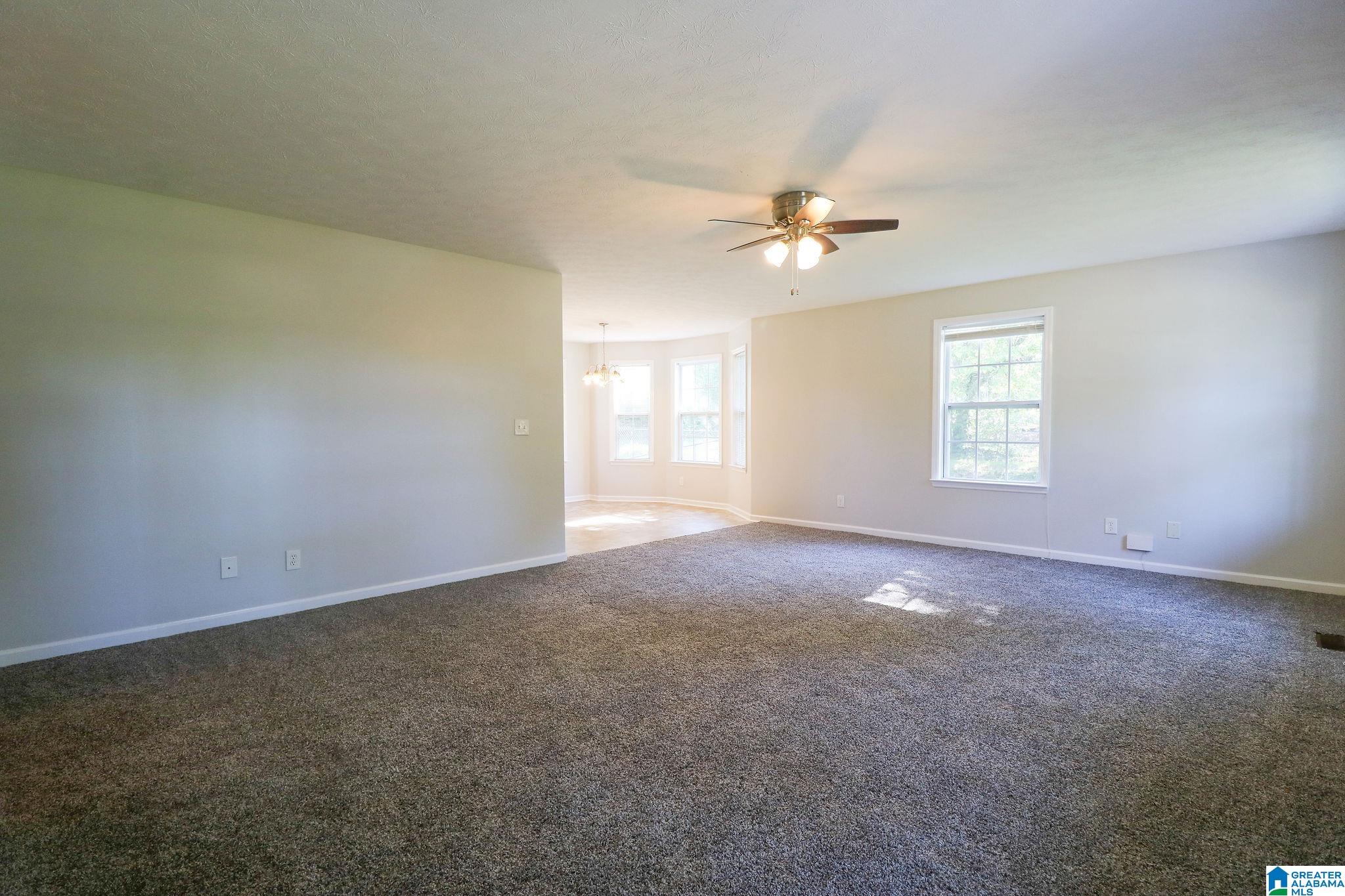 121 Martin Street Anniston, AL 36206 - Photo 3 of 36