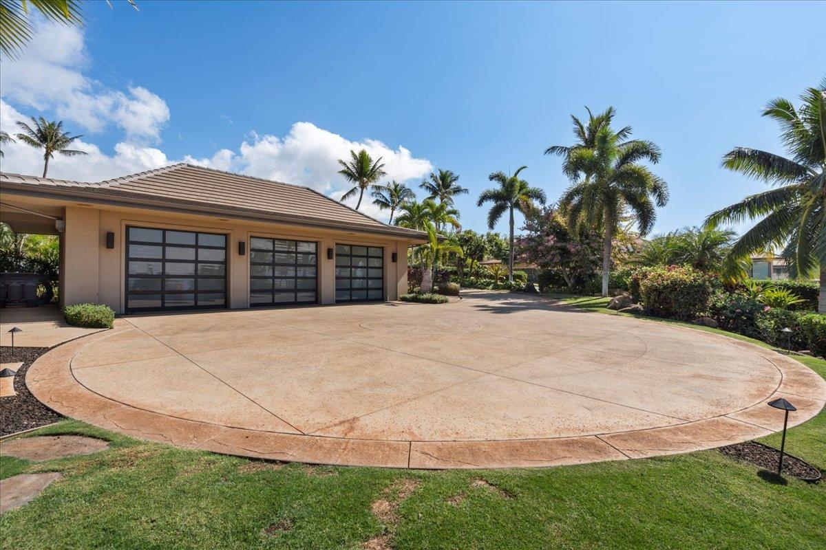 44 Anapuni Loop, Unit 3 Lahaina, HI 96761 - Photo 11 of 49 a view of outdoor space yard and patio