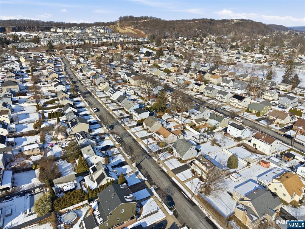 22 Cliff Hill Road Clifton, NJ 07013 - Photo 34 of 40