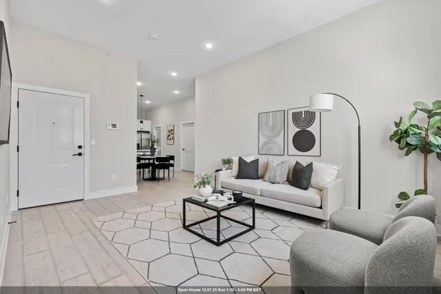 $349,000 | 519 54th Street, Unit 2A, West New York, NJ 07093