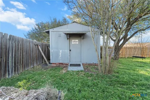 $235,000 | 203 North Lamar Street, Little River-Academy, TX 76554