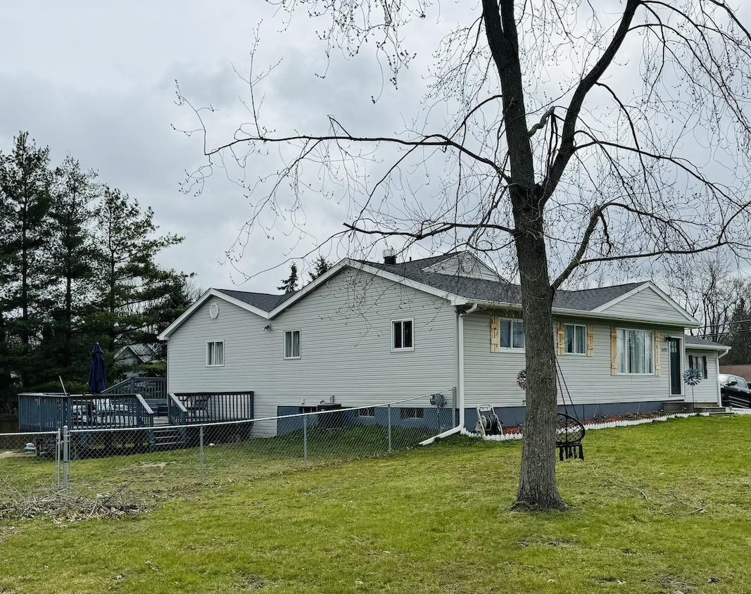 3493 Elms Road Swartz Creek, MI 48473 - Photo 2 of 36 50137771-e07ac16f-d810-4661-8f62-ae5156771e44.JPG
