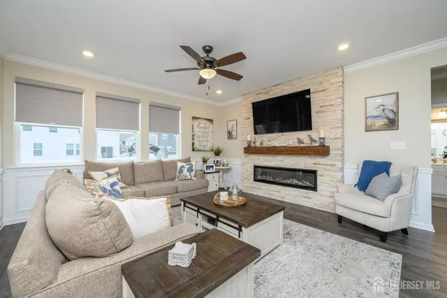 $829,999 | 27 Payton Drive, Manahawkin, NJ 08050