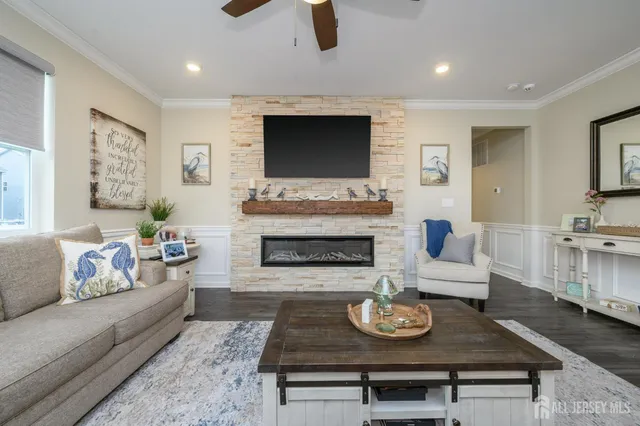 $829,999 | 27 Payton Drive, Manahawkin, NJ 08050